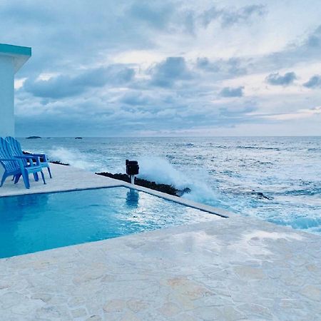 Discovery Inn & Suites At 681 Ocean Drive Arecibo Eksteriør billede
